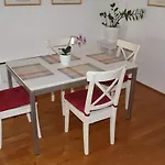 Apartamento Apartman Tina *