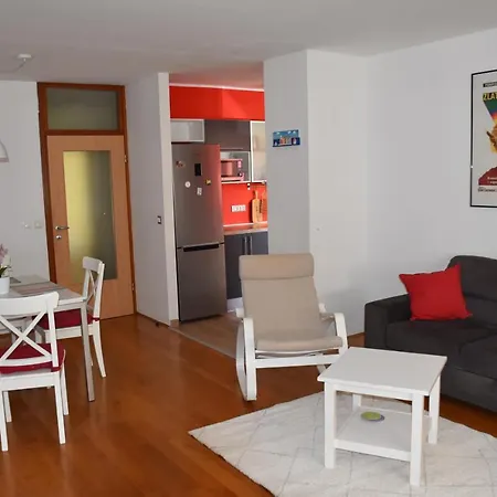 Apartman Tina Апартаменты Пореч